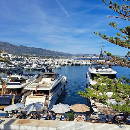 Private Suites In Huge Penthouse 1St Line Puerto Banus, Incredible Views, Jacuzzis Марбелья Екстер'єр фото
