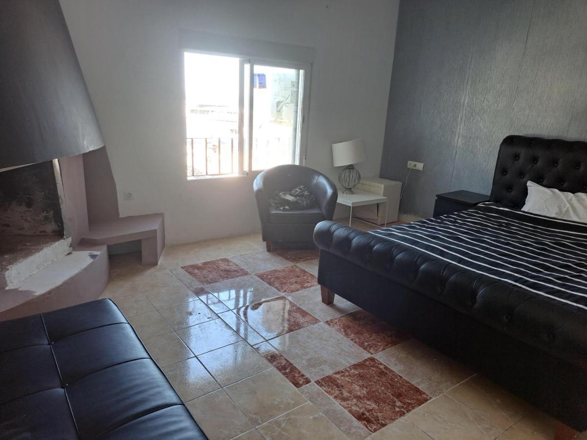 Private Suites In Huge Penthouse 1St Line Puerto Banus, Incredible Views, Jacuzzis Марбелья Екстер'єр фото